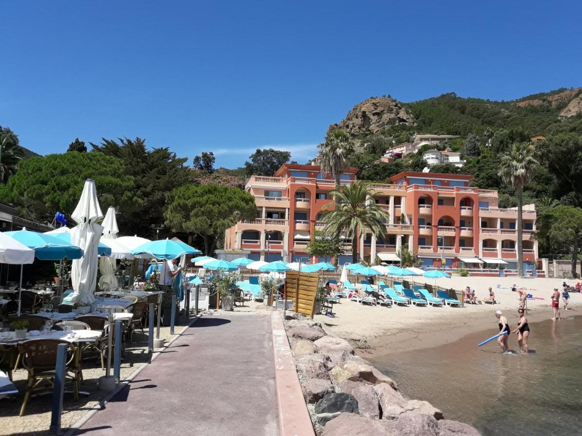 French Riviera 1 Bedroom On The Beach Facing Cannes Theoule-sur-Mer Exterior photo