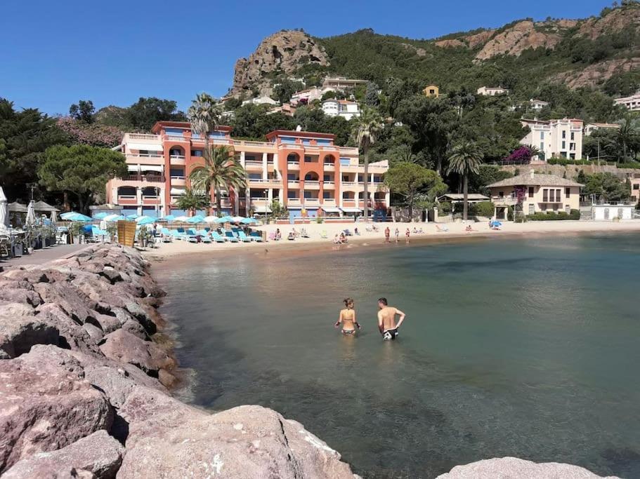 French Riviera 1 Bedroom On The Beach Facing Cannes Theoule-sur-Mer Exterior photo